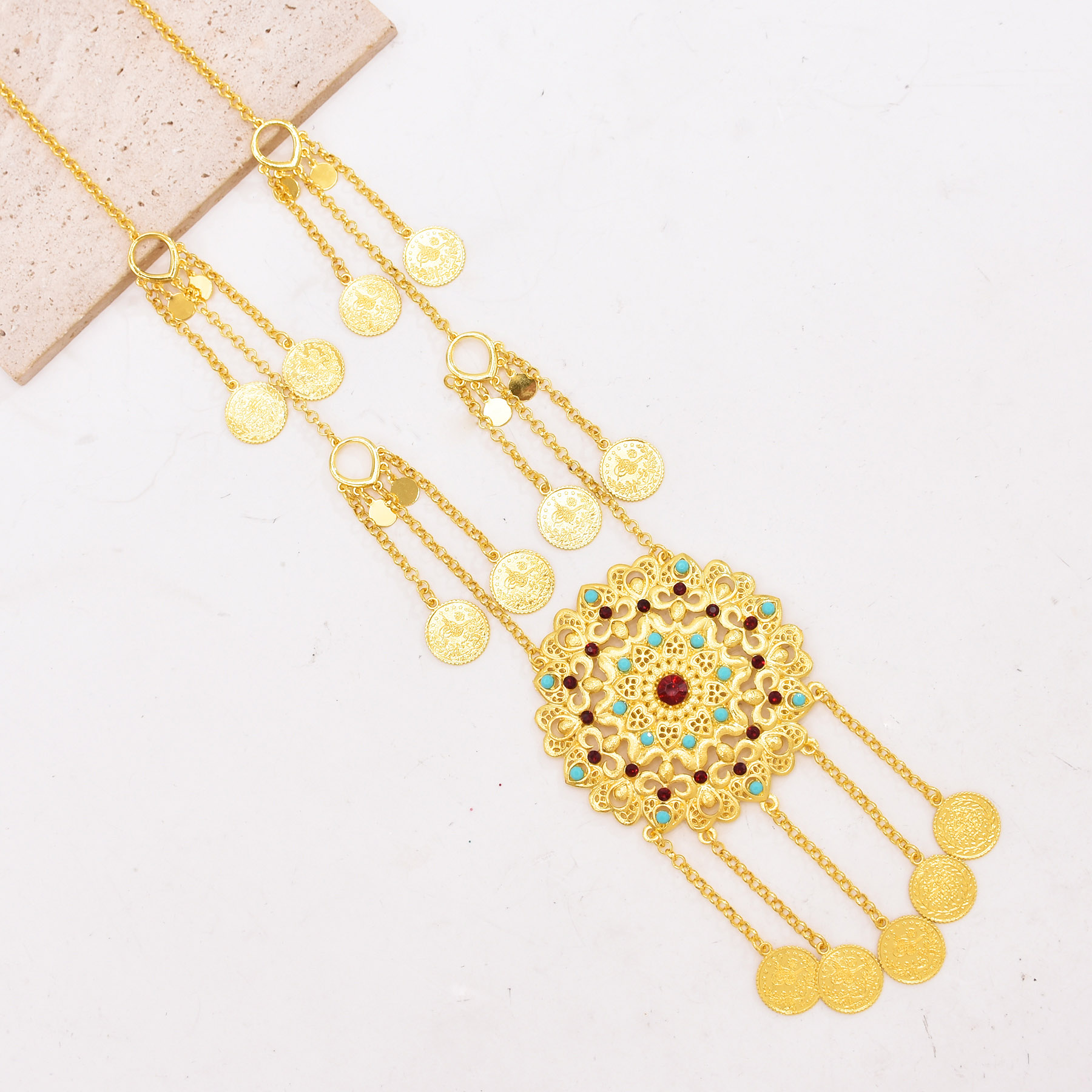 สร้อยคอพู่ห้อยเหรียญชุบทองสไตล - Ethnic Fashion Co In บทวิจารณ์และราคา
