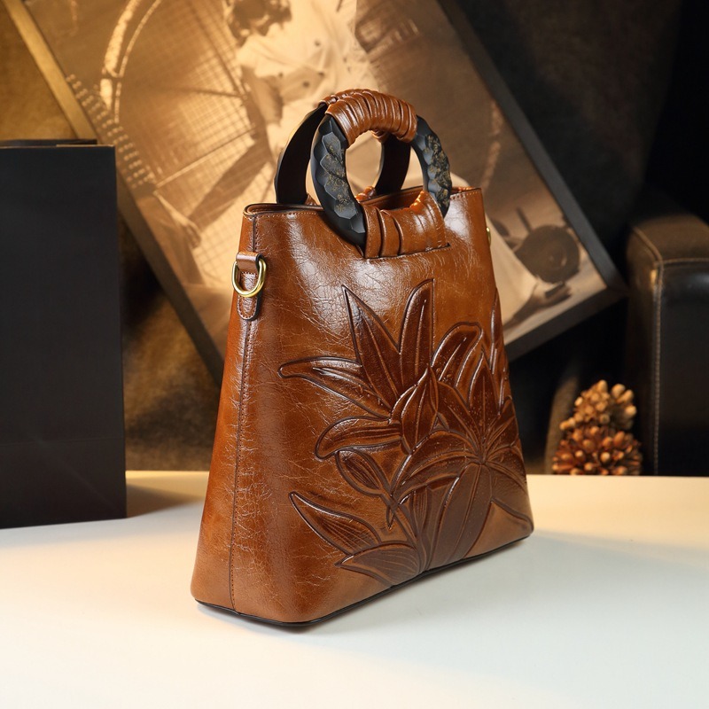 กระเป๋าหนังสไตล์วินเทจสำหรับผู - New Ethnic Fashion บทวิจารณ์และราคา